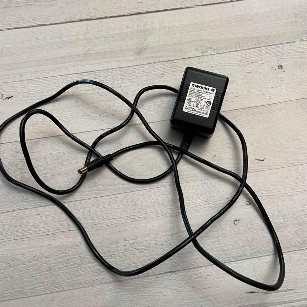 Genuine Medela 9V 1.0A Power Supply Cord - AC Adapter‎
